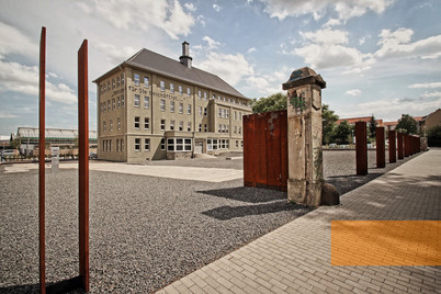 Image: Erfurt, 2011, Memorial site Topf & Söhne. The former company's slogan reads: »Always happy to be at your service«, Sammlung Erinnerungsort Topf & Söhne, Kastner Pichler Architekten, Köln