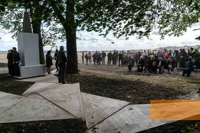 Image: Lypovets, 2019, Inauguration ceremony of the memorial, Stiftung Denkmal, Anna Voitenko