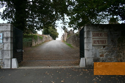 Image: Oradour-sur-Glane, 2009, Entrance to the memorial site, Alain Devisme