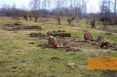 Image: Mamonowo, 2007, Ruins at the former camp site, Dietrich Mattern
