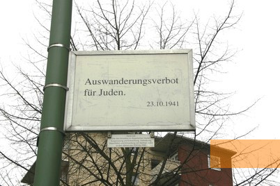 Image: Berlin, 2008, »Ban on emigration for Jews«, Stiftung Denkmal