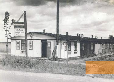 Image: Nützen, probably beginning of the 1950s, One of the former camp barracks, used as a restaurant (torn down in 1972), KZ-Gedenkstätte Kaltenkirchen