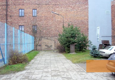 Image: Kaunas, 2011, Location of the memorial in a schoolyard, Stiftung Denkmal