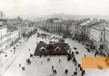 Image: Banská Bystrica, 1944, View of the city centre during the Slovak National Uprising, Archív Múzea SNP